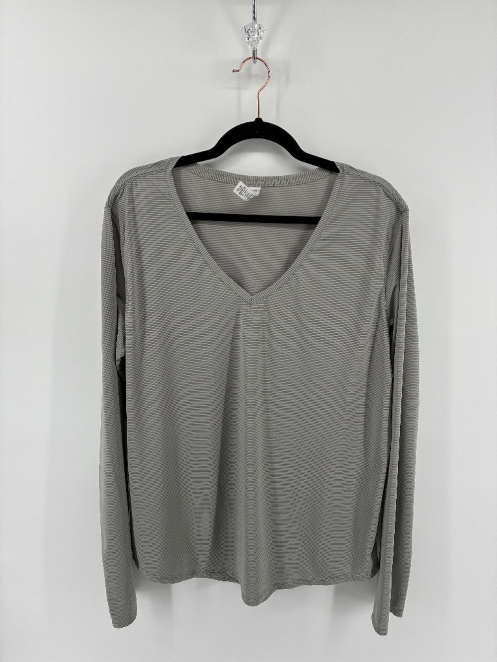 MASSIVE $10 SALE Zyia Grey Long Sleeve Athleisure Shirt Top